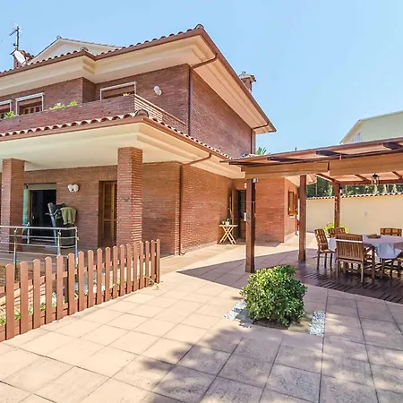 Contesa Hotel 4*